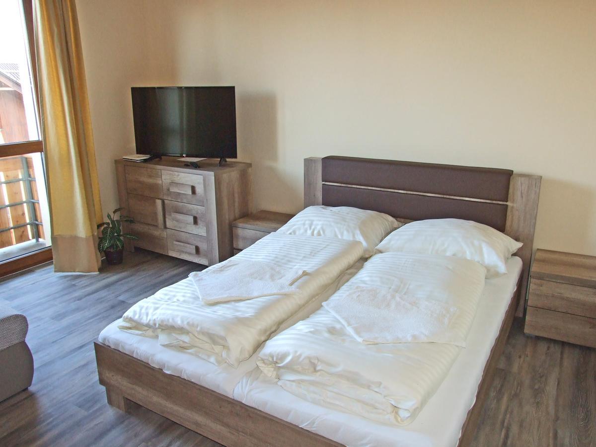 Villa Harmonia Tatranska Lomnica Bagian luar foto